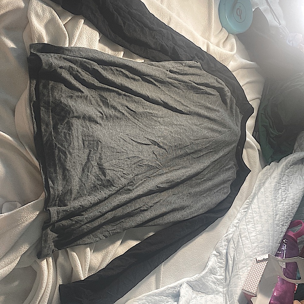 Long sleeve George women’s/men’s shirt. Grey and black